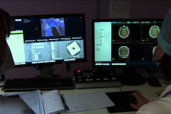 На новом оборудовании в Петербургском онкоцентре высокотехнологичную помощь ежедневно получают 350 пациентов