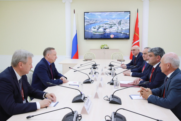 Подписание Плана мероприятий «дорожная карта» по развитию сотрудничества между Правительством Санкт‑Петербурга и Правительством Кабардино-Балкарской Республики