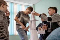 Профориентационными тренингами заняты школьники в детских лагерях «Балтийского берега»