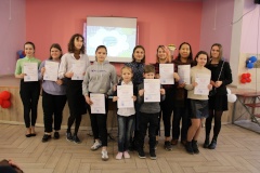 «Классная встреча» с певицей Екатериной Лазуковой прошла в школе Фрунзенского района