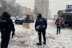 В Петербурге продолжается борьба с нелегальной торговлей