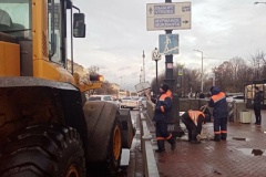 Уборка района после обильных осадков продолжается
