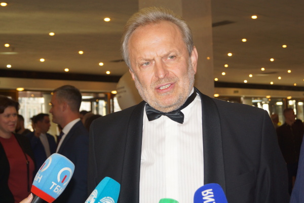 100 лет институт кино и ТВ