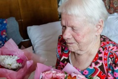 Ветеран из Калининского района отметила 101-й День рождения
