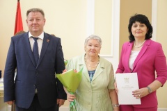 Семье Калининского района вручена медаль «За любовь и верность»