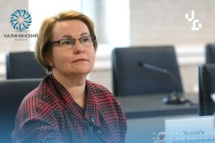Уполномоченный по правам ребёнка в Санкт‑Петербурге Анна Митянина встретилась с жителями Калининского района