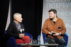 В Библиотечно-культурном комплексе им. А.В. Молчанова состоялась творческая встреча с артистом театра и кино Александром Макиным