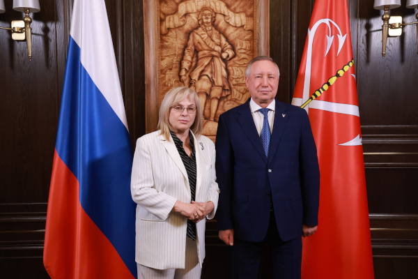 Рабочая встреча губернатора Александра Беглова с председателем Центральной избирательной комиссии Российской Федерации Эллой Памфиловой