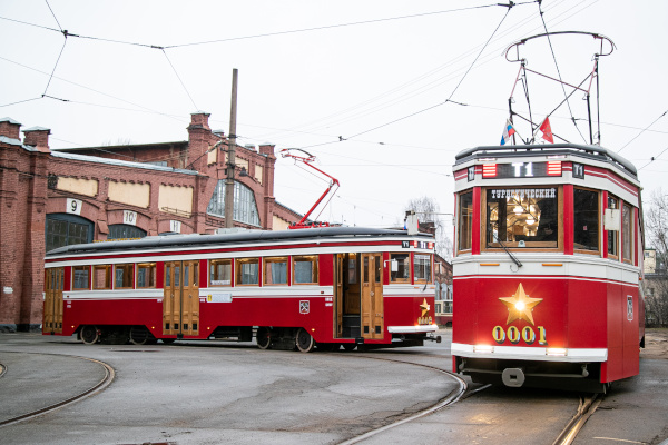 Презентация реплики трамвая ЛМ-33 № 0002