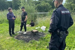 Администрация района провела рейд в Пулковском парке