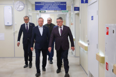 В ходе рабочего объезда Красногвардейского района Александр Беглов посетил поликлиническое отделение № 132 Городской поликлиники № 17