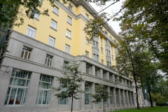 Продолжается реставрация фасадов «Дома текстилей» на Московском проспекте, 79