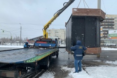 Незаконные торговые объекты вывезли с городской территории