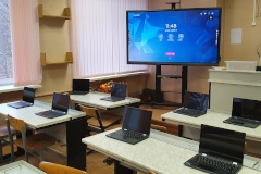Семь школ района получили новую компьютерную технику