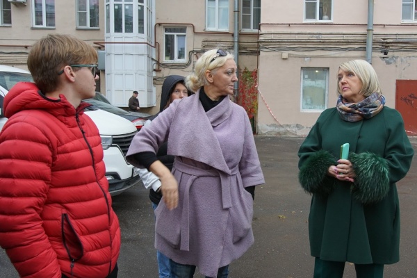 Наталия Никишина провела обход территории