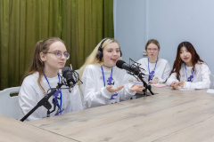 Профильная смена «Медиакласс» погрузила школьников в профессиональные тайны