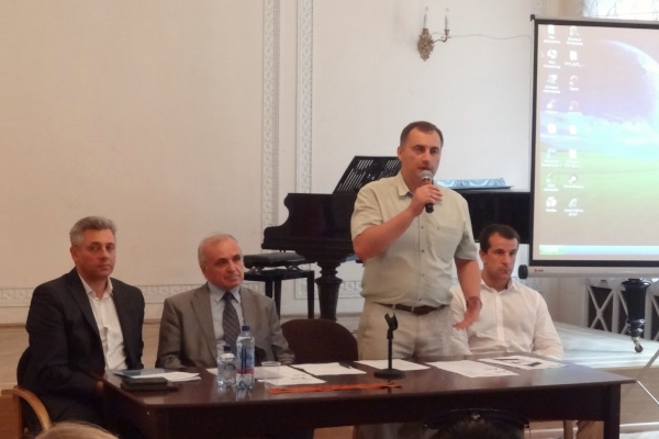 Конференция "Санкт‑Петербург - Донбасс: дорога жизни"
