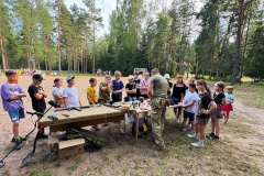 Подростково-молодёжные клубы Невского района провели мастер-классы для детей, отдыхающих в лагере «Балтийская звезда»