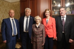 Свой 100-летний юбилей отметила участница Великой Отечественной войны, жительница Калининского района Екатерина Ивановна Тутурова