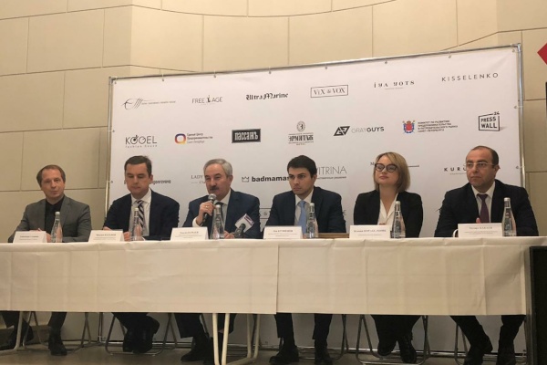 Пресс-конференция, посвященная открытию выставки петербургских дизайнеров – участников выставки "Who is next" в Париже
