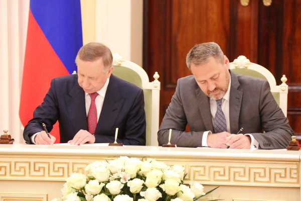 Подписание Совместного плана законопроектной работы Законодательного Собрания Санкт‑Петербурга и Губернатора Санкт‑Петербурга на 2021-2022 годы