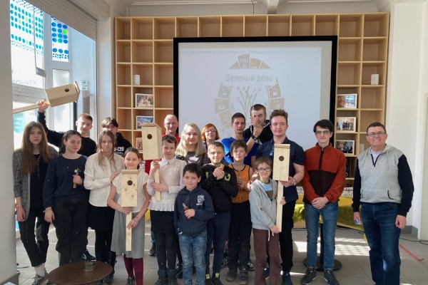 В КЦСОН прошла экологическая акция "Зеленый день"