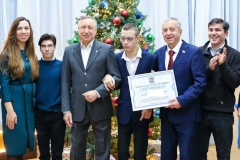 Александр Беглов обсудил с сотрудниками и воспитанниками дома-интерната №3 для детей-инвалидов в поселке Ушково пути дальнейшего улучшения условий реабилитации и подготовки ребят к взрослой жизни