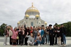 Молодежь и ветераны Кировского района Санкт‑Петербурга посетили Кронштадт