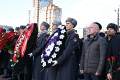 Сегодня в парке Интернационалистов почтили память бойцов, погибших при исполнении служебного долга