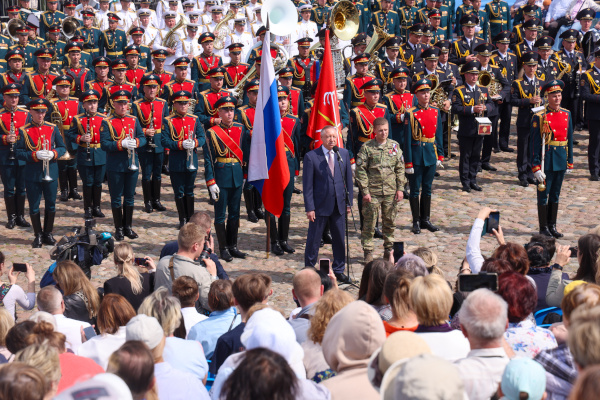 Вручение паспортов в День России