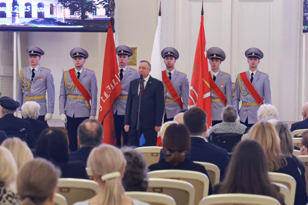 Вручение петербургским ветеранам юбилейных медалей «80 лет Победы в Великой Отечественной войне 1941-1945 гг.»