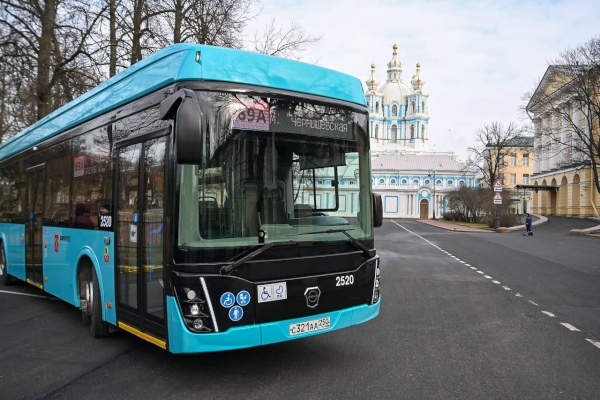 В Петербурге протестируют новый электробус ЛиАЗ - 6274