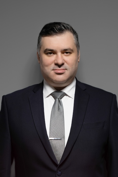 Фрунзе Валерий Валерьевич