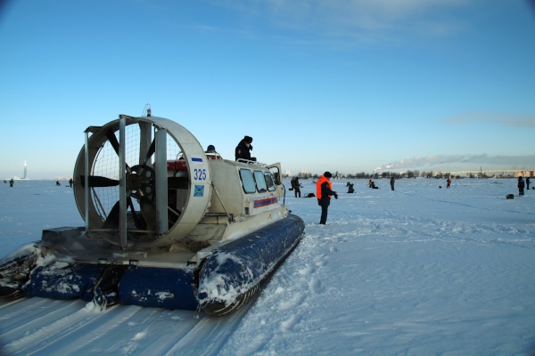 В Красносельском районе проведён рейд «Выход на лёд запрещён»