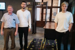 Сбор гуманитарной помощи в Кировском районе продолжается