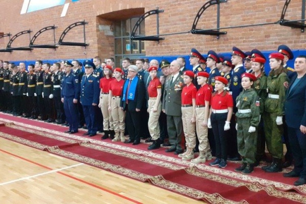 В Петербурге состоялись военно-патриотические соревнования суворовцев, нахимовцев и кадет