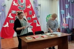 В Центре для воспитанников стационарного отделения "Аист" Пушкинского района, состоялся патриотический час "Подвиг детей в ВОВ"