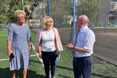 Глава района Виктор Полунин проверил состояние самого большого стадиона в Выборгском районе