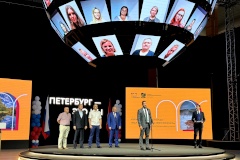 Вице-губернатор Алексей Корабельников дал старт экологическому дню выставки «Мой Петербург»