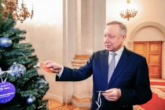 Александр Беглов в Москве принял участие во всероссийской акции «Елка желаний»