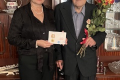 Ветерану Великой Отечественной войны, жителю Невского района Рустему Изет вручили медаль к 80-летию освобождения Беларуси от немецко-фашистских захватчиков