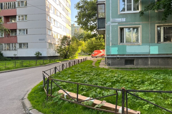 Состоялся рабочий обход квартала, ограниченного проспектом Просвещения, улицей Симонова, улицей Шостаковича и проспектом Энгельса