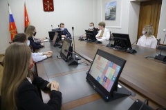 Школьники рассказали главе района о своих проектах