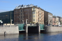 На Мало-Калинкином мосту завершен важный этап ремонта