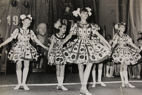 Дому детского творчества Петродворцового района - 85 лет!