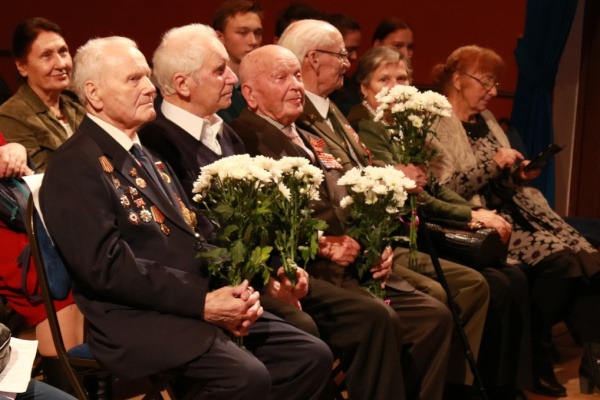 В Кировском районе стартовал фестиваль-конкурс «Венец Славы»  к 75-летию Победы