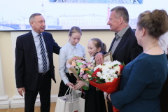 В Петербурге вводятся новые меры поддержки семей с детьми