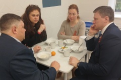 Администрация Петродворцового района начала проверку организации питания в школах