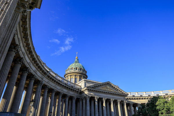 Торжества, посвященные встрече ковчега с частицей мощей святителя Тихона