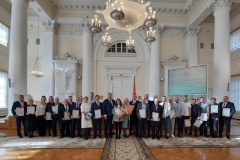В Смольном наградили лучших представителей дорожно-строительной отрасли